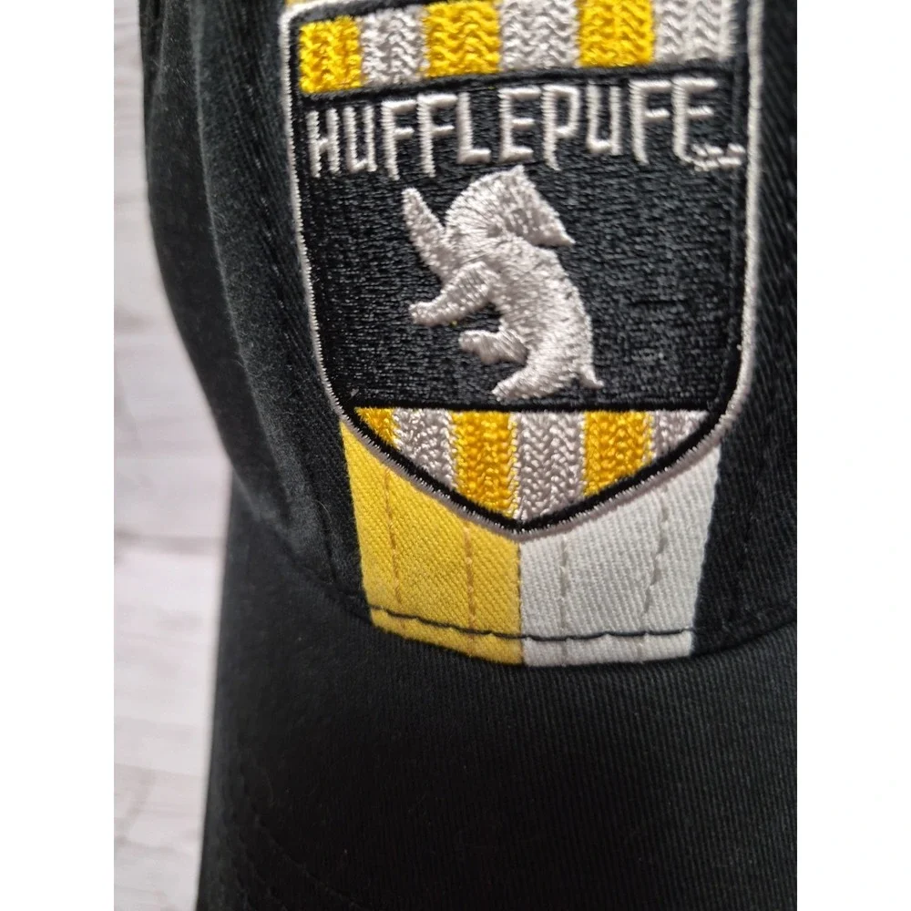 HUFFLEPUFF Harry Potter Universal Studios Black Yellow Cap Hat One Size Cotton